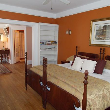 Springbank House Inn Saint Catharines Экстерьер фото