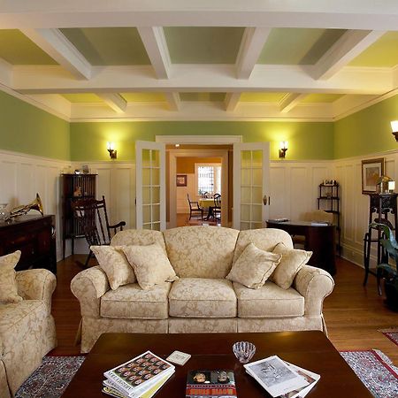 Springbank House Inn Saint Catharines Экстерьер фото