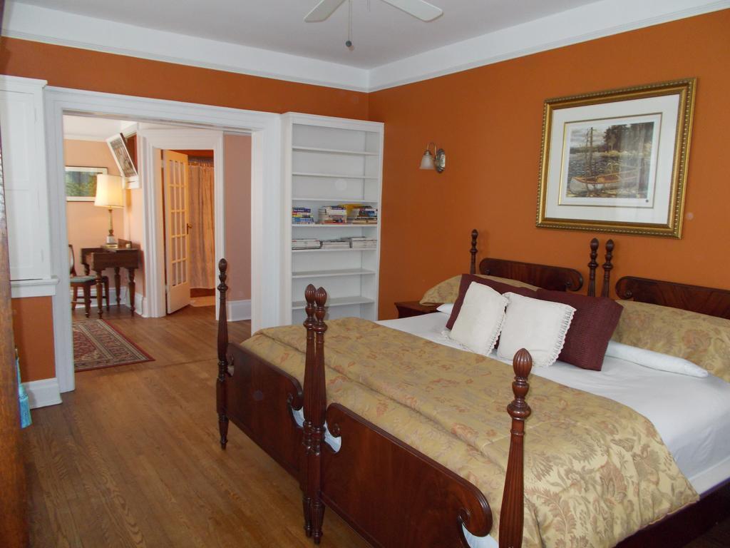 Springbank House Inn Saint Catharines Экстерьер фото