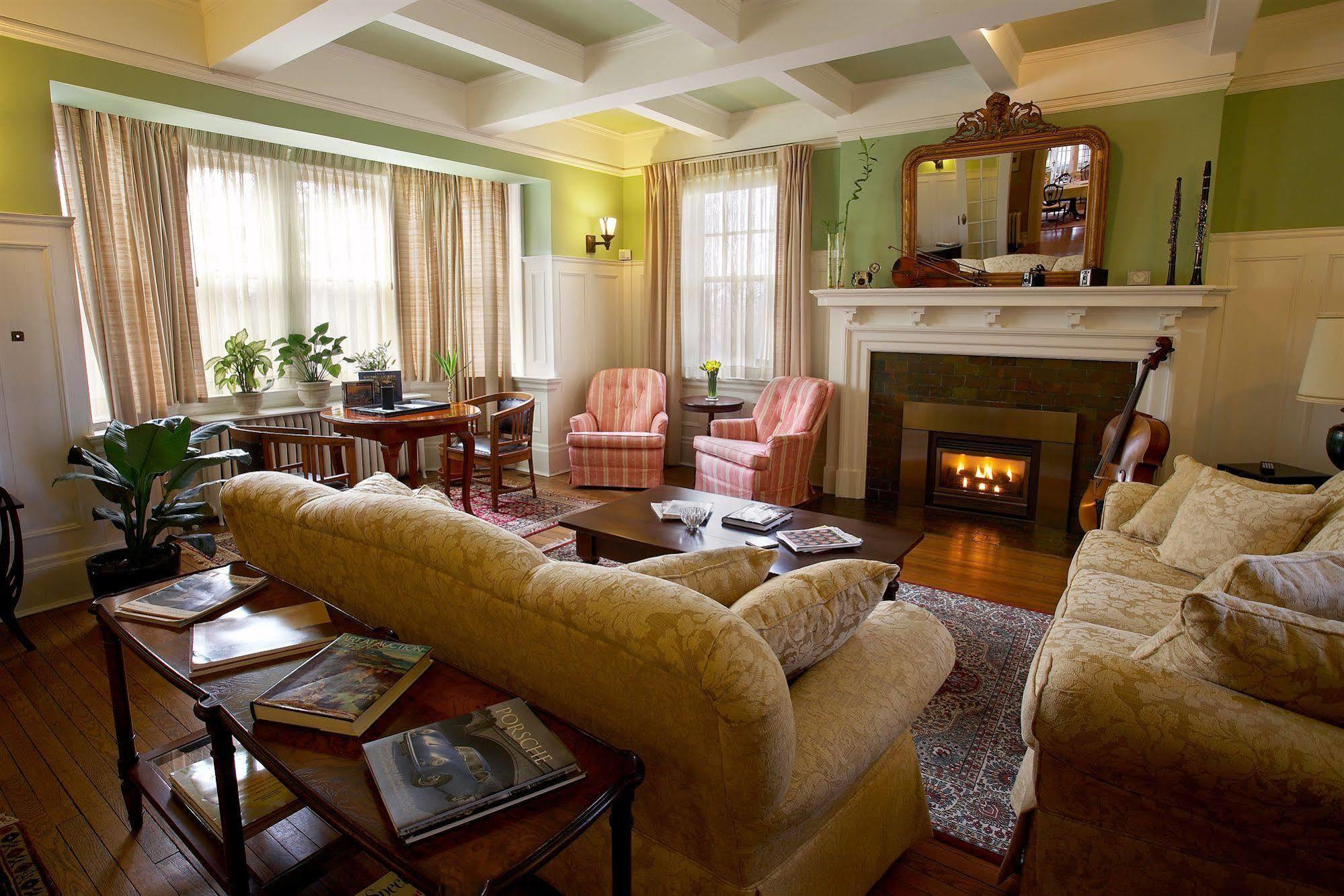 Springbank House Inn Saint Catharines Экстерьер фото