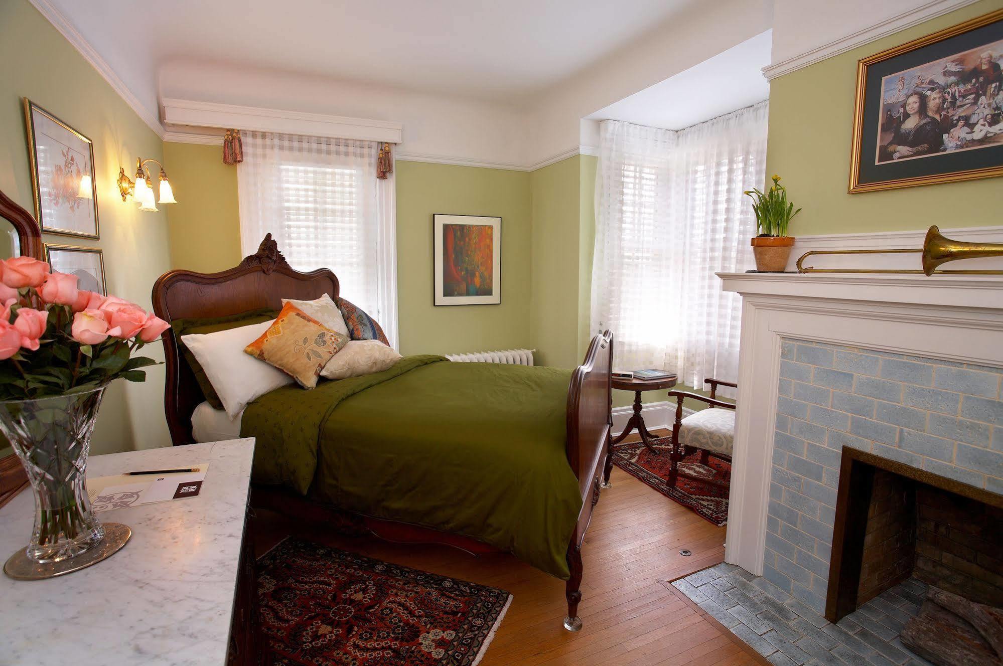 Springbank House Inn Saint Catharines Экстерьер фото